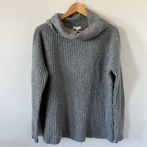 Soft By Joie Grey Knit Turtleneck Sweater Sz Small
